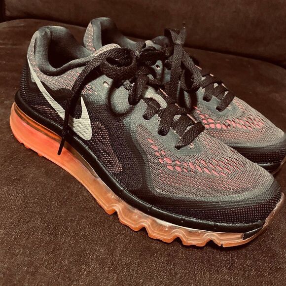 Excellent Condition NIKE AIR MAX 2014 Brown Orange White Womens 7 US - Picture 1 of 9